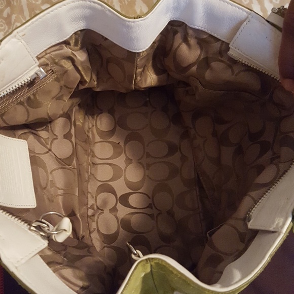 Vintage Coach Suede Handbag with white tassel - Picture 5 of 6